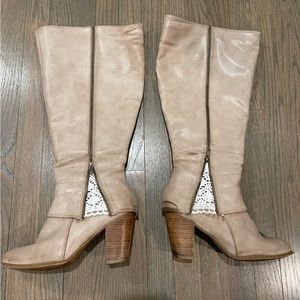 Torrid size 11 boots
